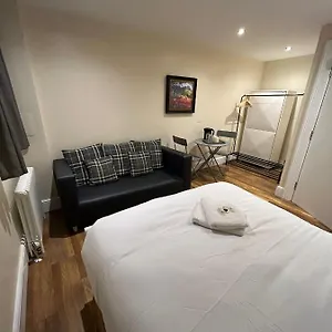 https://simply-rooms-double.edinburghhotelsuk.org